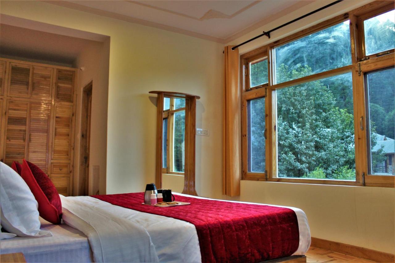 Nirvana Hills Manāli Екстериор снимка